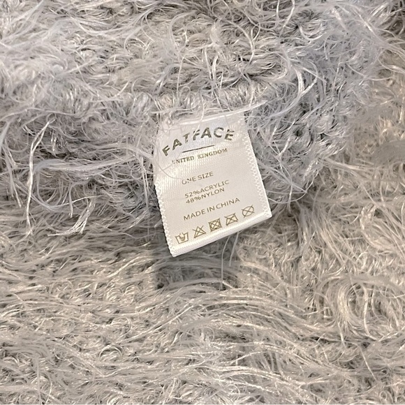 Fat Face Infinity Scarf Grey Women’s - Picture 3 of 5